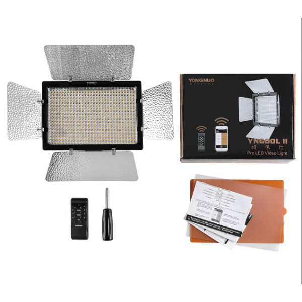 LED освітлювач Yongnuo YN-600L II (3200-5500K)